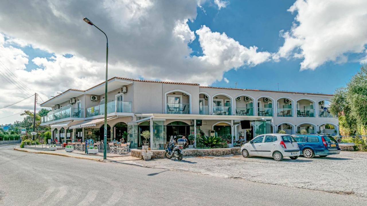 Porto Marina Aparthotel Gouvia Ngoại thất bức ảnh