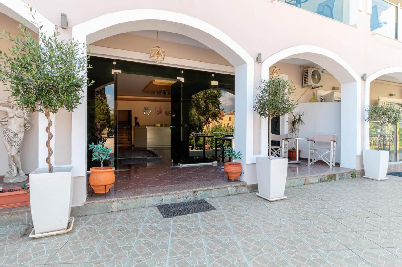 Porto Marina Aparthotel Gouvia Ngoại thất bức ảnh