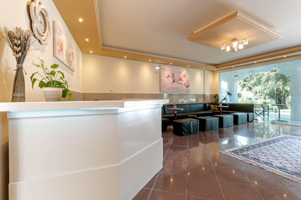 Porto Marina Aparthotel Gouvia Ngoại thất bức ảnh