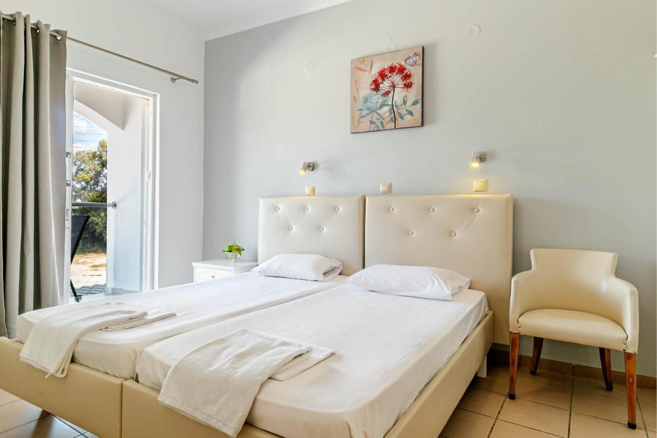 Porto Marina Aparthotel Gouvia Ngoại thất bức ảnh